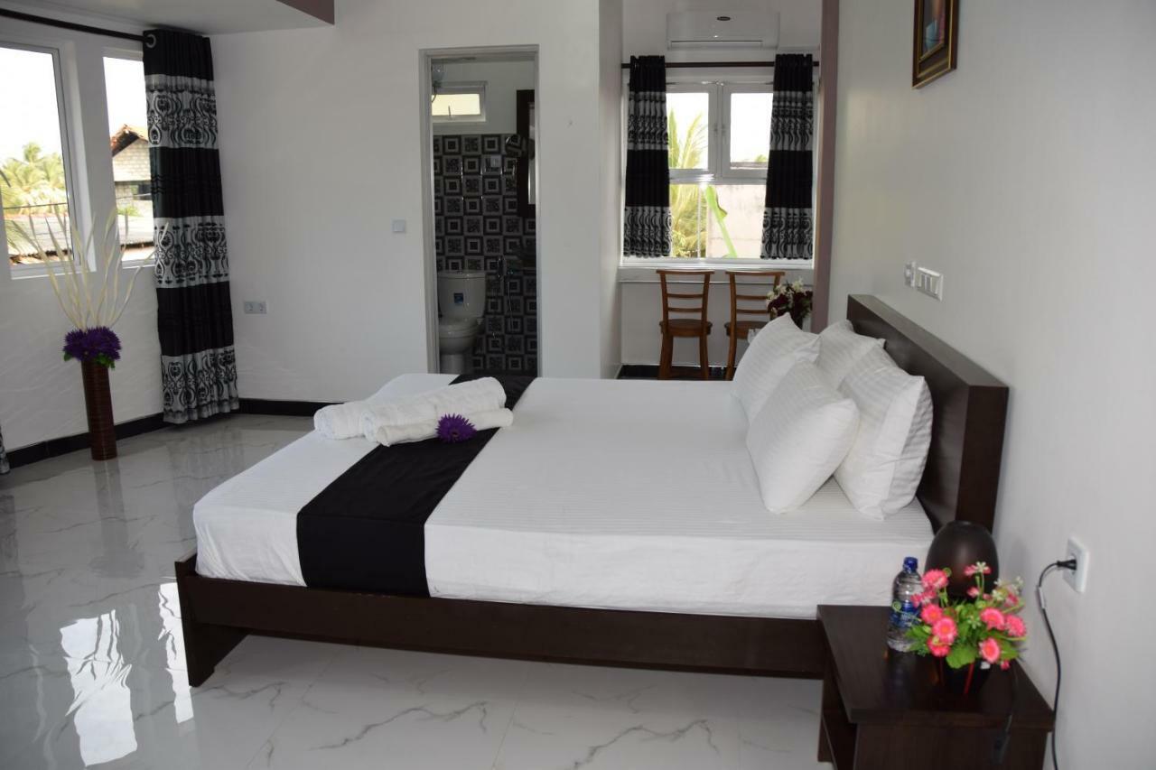 Hotel Agape Mannar